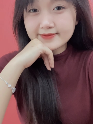 IMG_2164 và đây là tôi ở hiện tại ,một cô sinh viên năm nhât